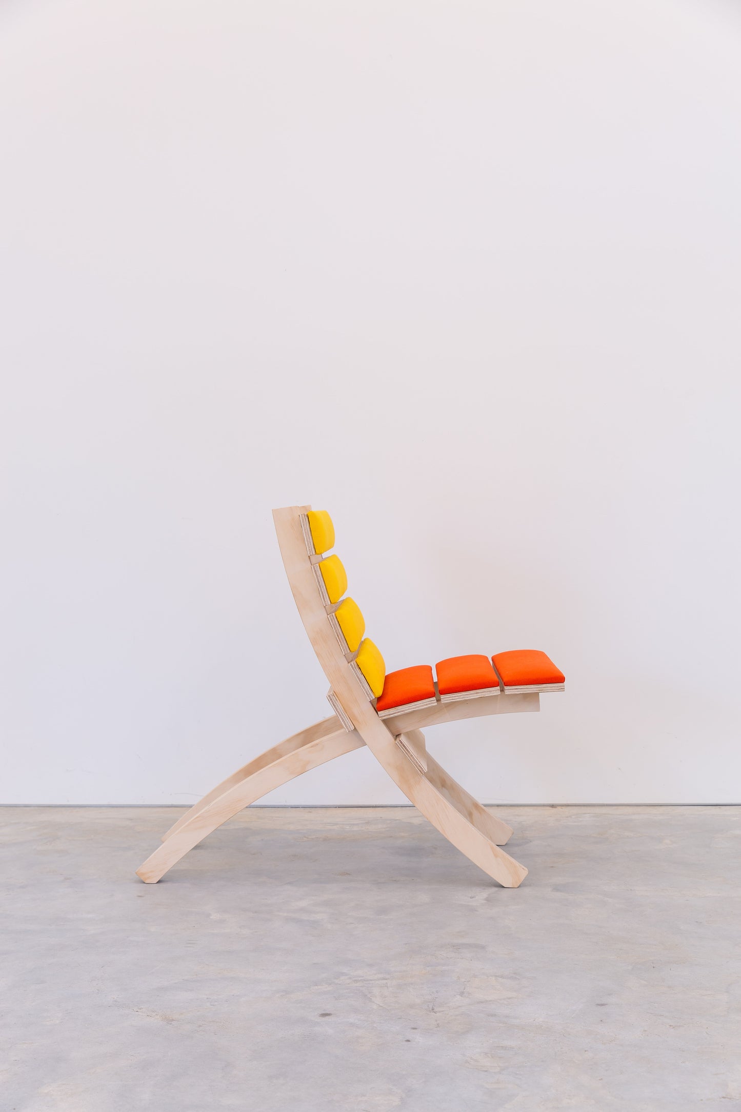 8M Chair
