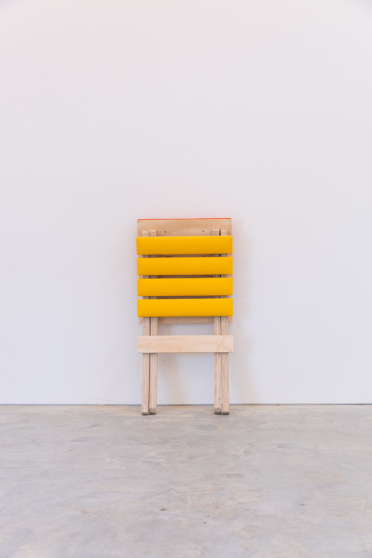 8M Chair