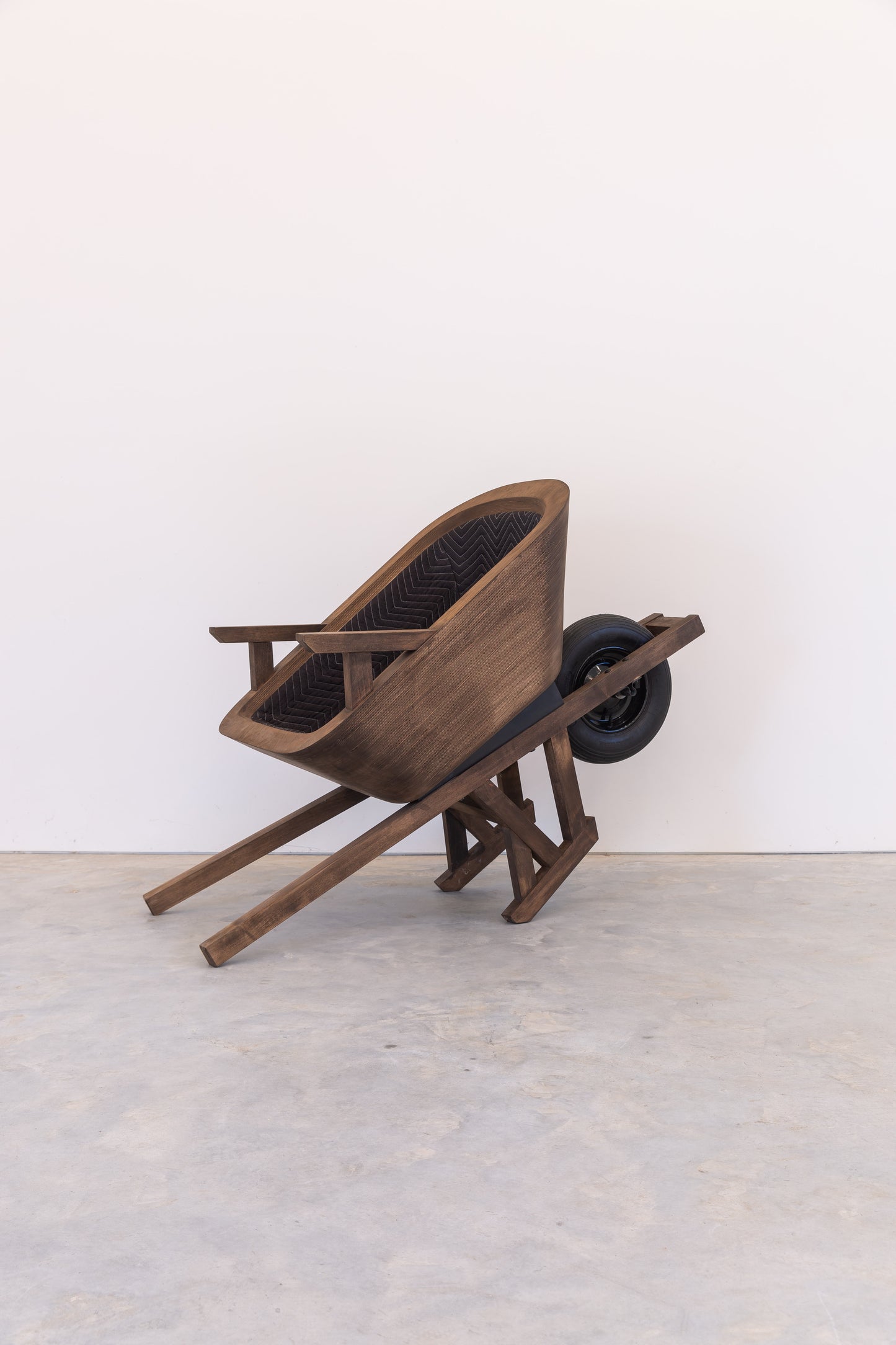 Wheelbarrow Chair
