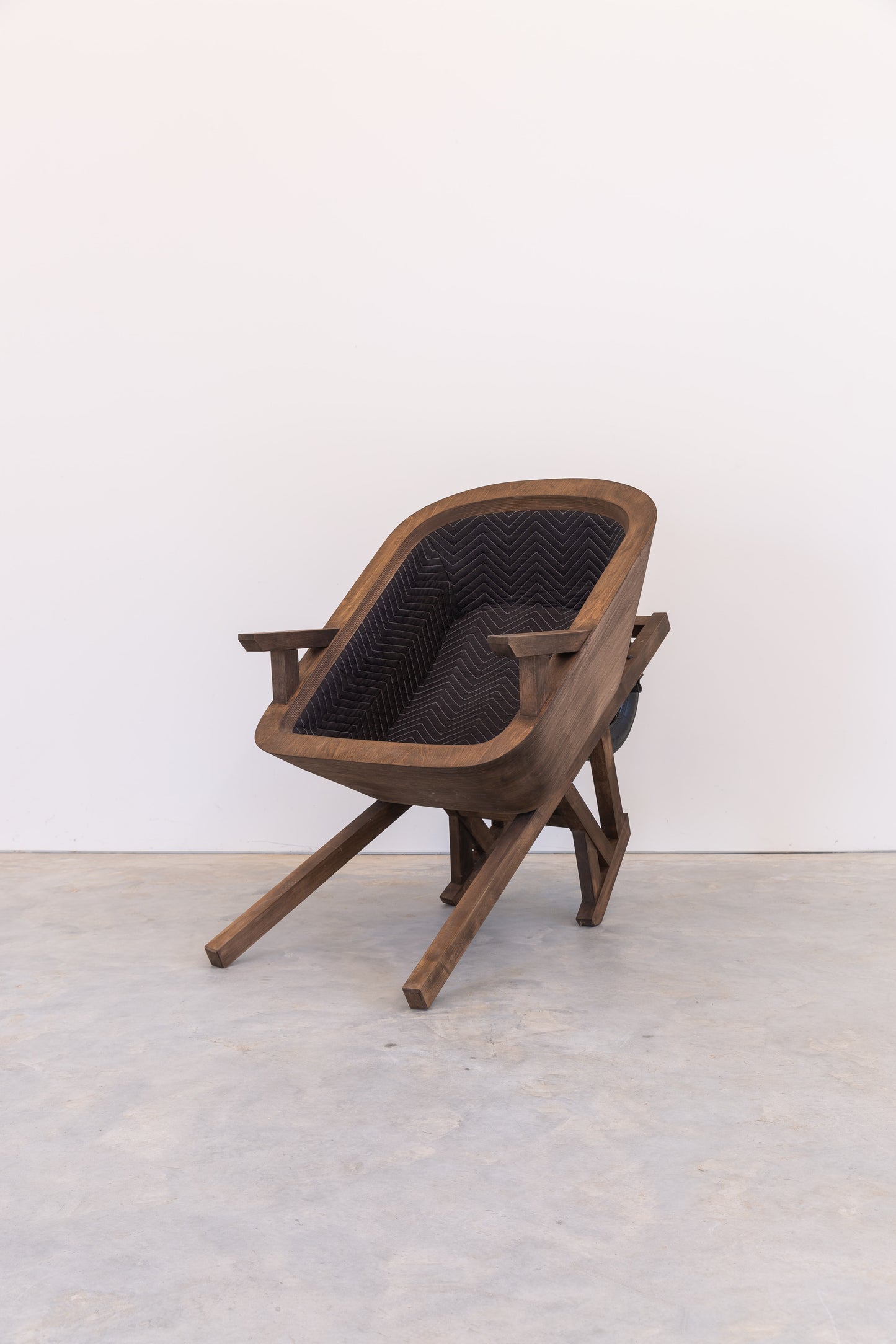 Wheelbarrow Chair