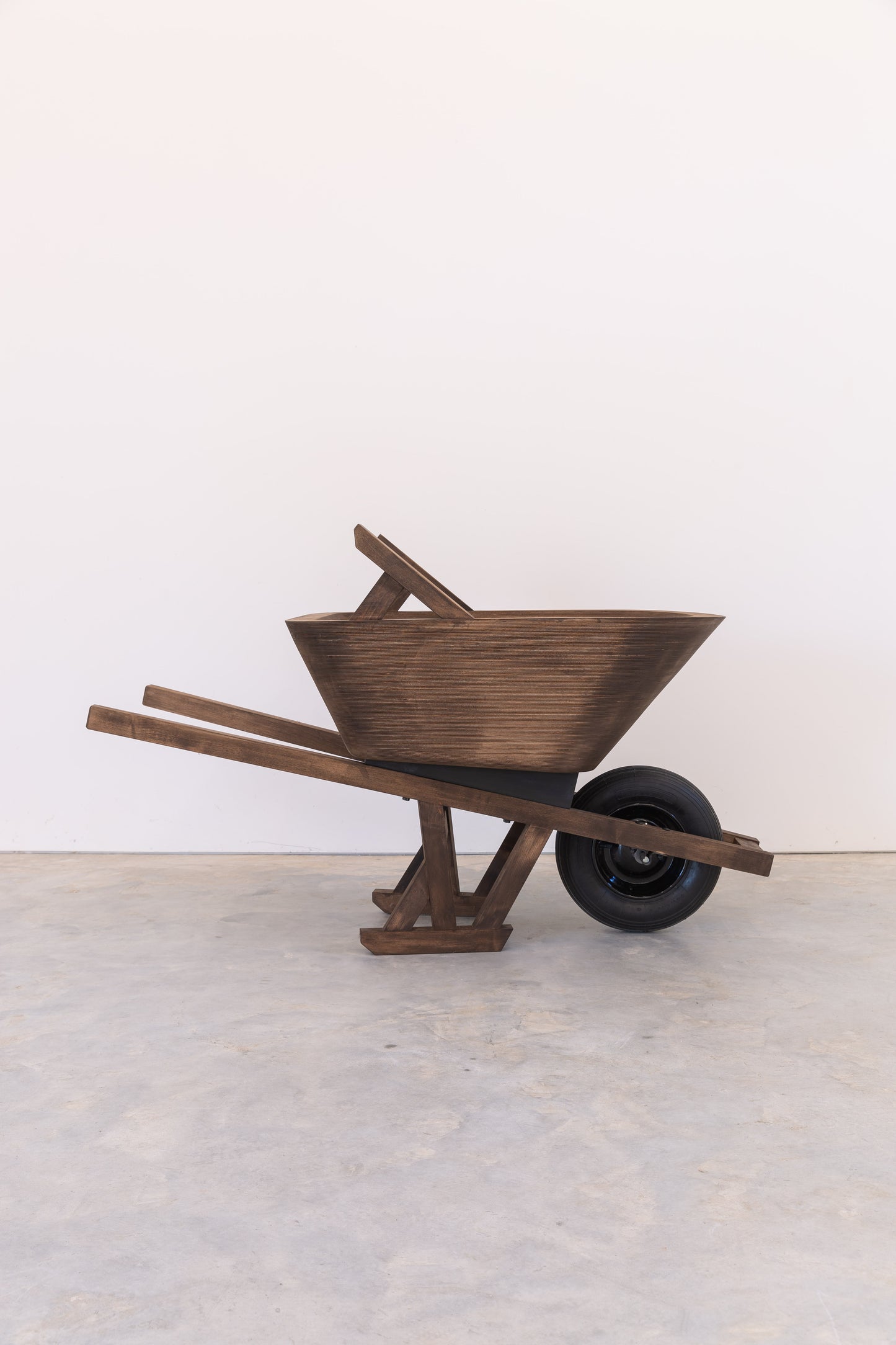 Wheelbarrow Chair