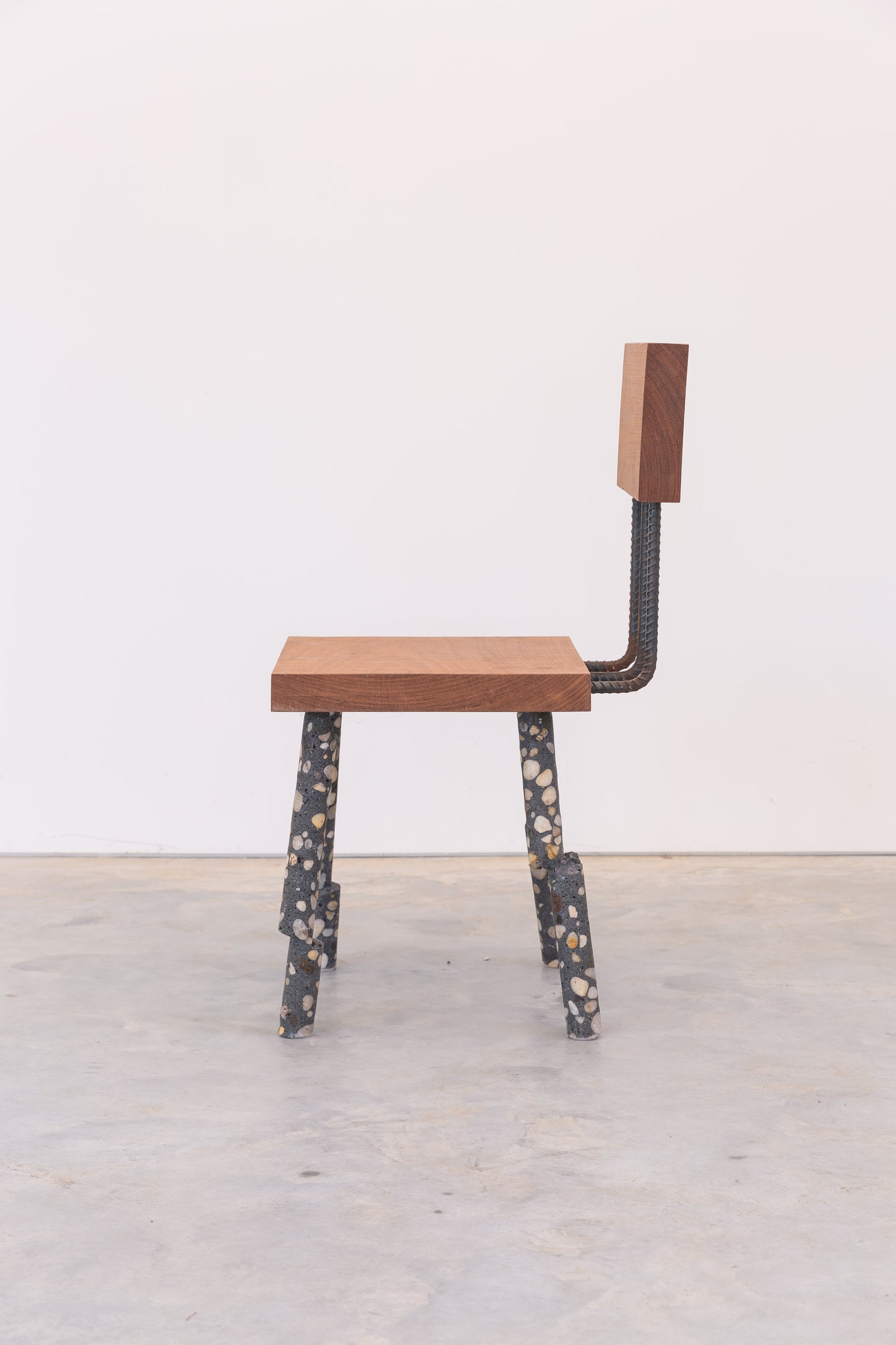 Concrete Leg Chair (Ash)
